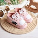 پاپوش نیوبالانس صورتی